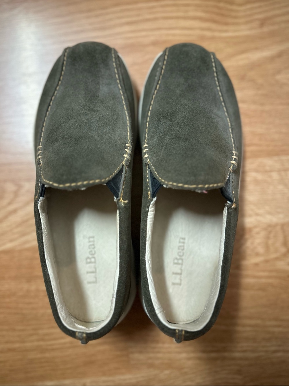 Vintage Y2K L.L. Bean Women’s Olive Suede Slip-On Loafers